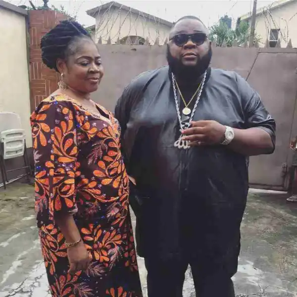 Fans Come For Rapper Big Sheff As He Steps Out With His Mum, Salawa Abeni (Photos)